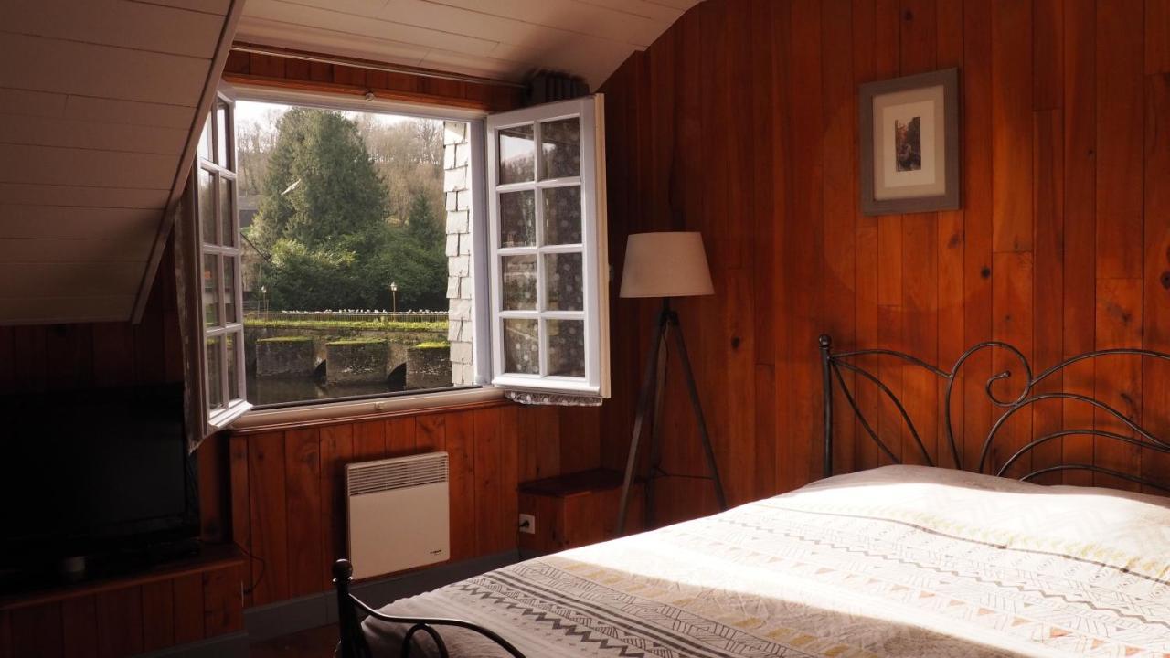 Au Pied Du Pont Bed and Breakfast Châteauneuf-du-Faou Esterno foto